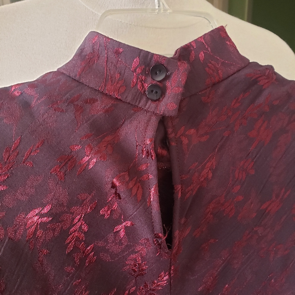 Dress - Picture 5 of 11